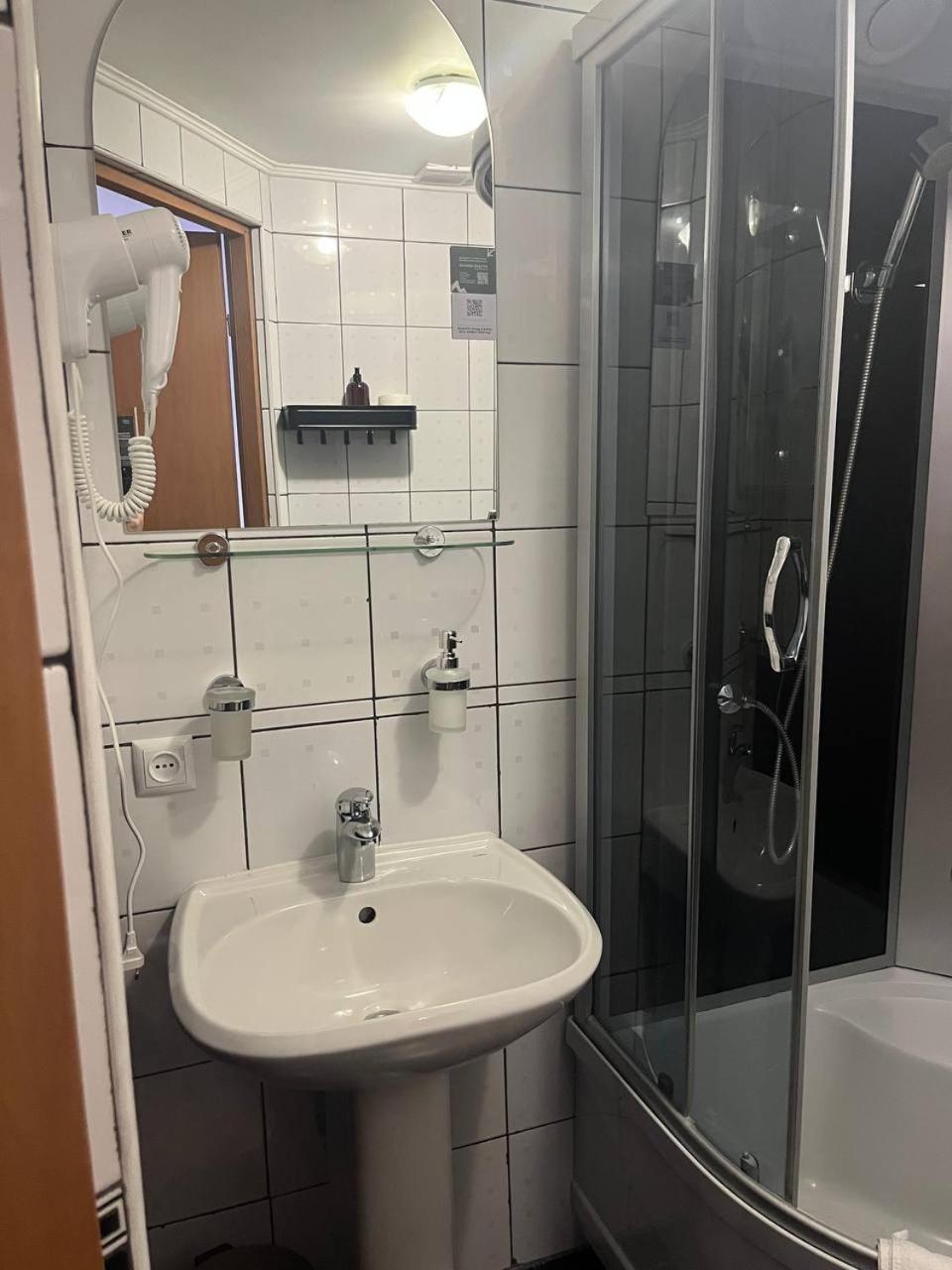 Robert Hotel 德拉格布拉特 外观 照片